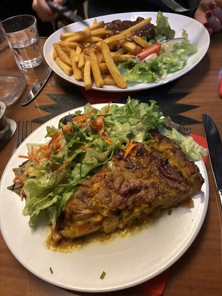 Restaurant Le Temps des Cerises à Paris, France