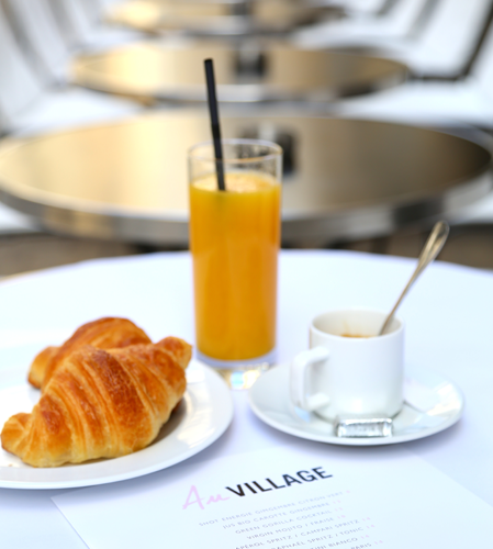 Restaurant Le Village à Paris, France