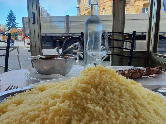 Restaurant Le Week-end à Montrouge, France