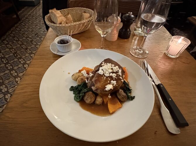 Restaurant L’Ébauchoir à Paris, France