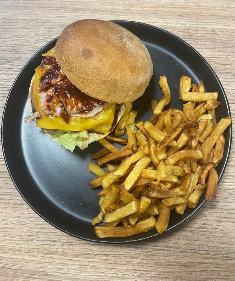 Restaurant Lecalifornia à Poussan, France — photo 1