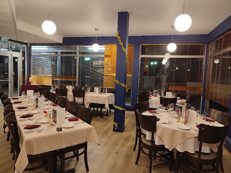 Restaurant Les 3 Fourneaux à Les Ulis, France