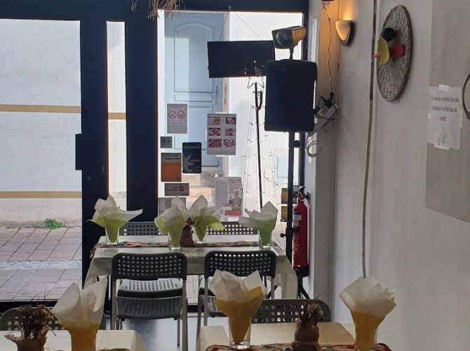 Restaurant Les Délices De La Manne à Montereau-Fault-Yonne, France