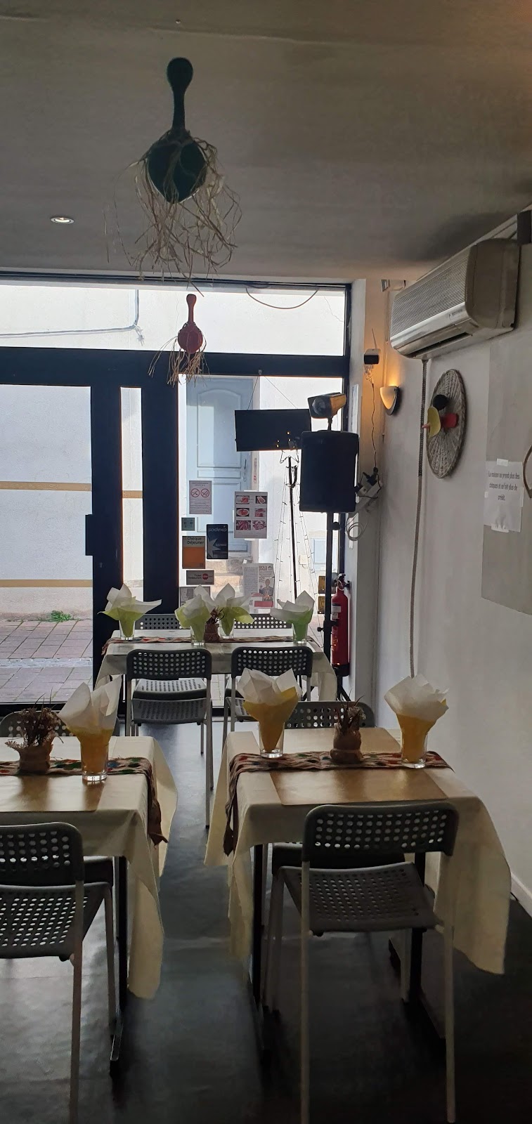 Restaurant Les Délices De La Manne à Montereau-Fault-Yonne, France