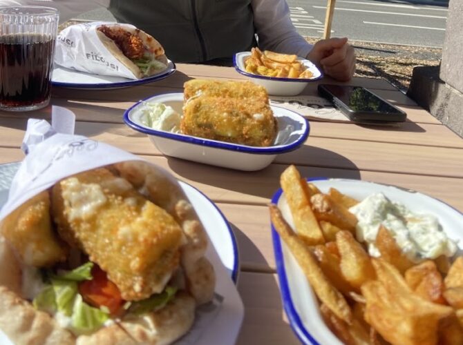 Restaurant Les Filous Clermont – Street Food Grecque à Clermont-Ferrand, France