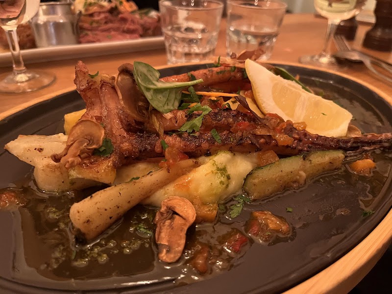 Les Mondes Bohèmes – Restaurant Paris 20 à Paris, France — photo 3