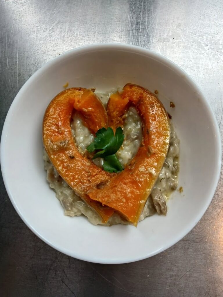 Restaurant Les Petites Cantines à Bagnolet, France
