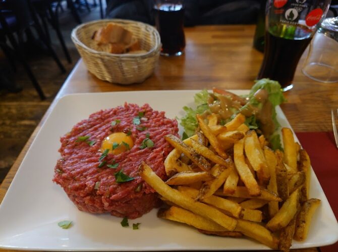 Restaurant Les Tontons à Paris, France