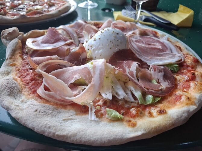 Restaurant L’Etna à La Courneuve, France