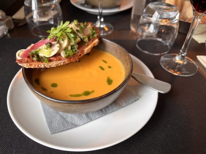 L’Hegoa Restaurant à Bruges, France