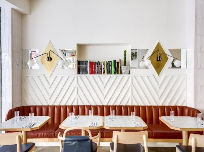 Restaurant L’Hommage à Paris, France