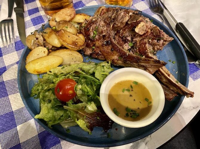 Restaurant L’impératif à Paris, France