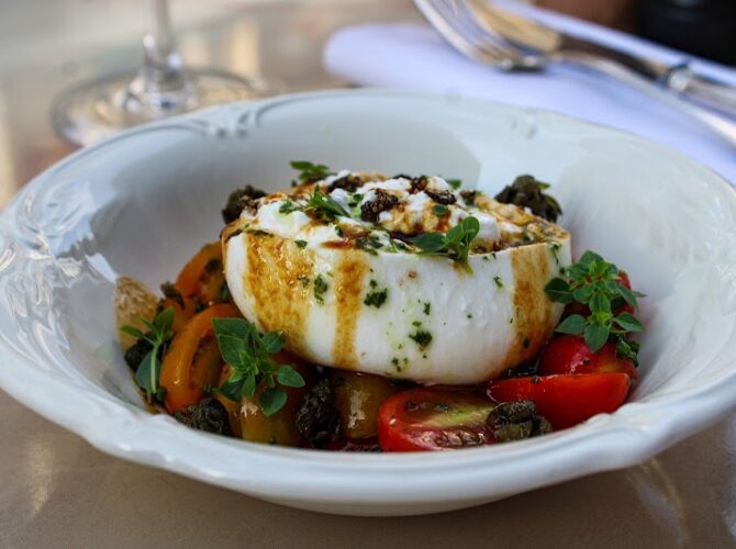 Restaurant L’italien de La Belle Époque à Paris, France