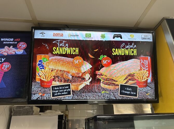 Restaurant M BURGER à Goussainville, France