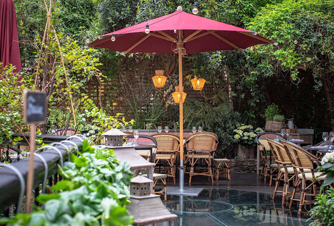 Restaurant Maison 28 à Paris, France