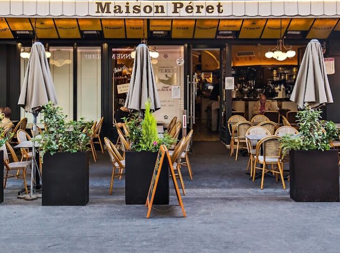 Restaurant Maison Péret à Paris, France