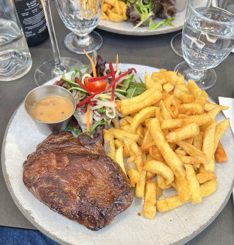 Restaurant Maison Péret à Paris, France — photo 2