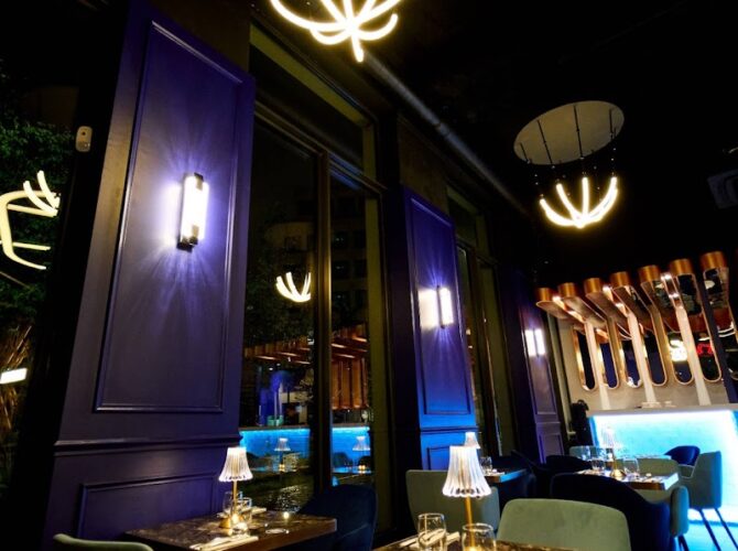 Mamazini Restaurant Paris à Paris, France