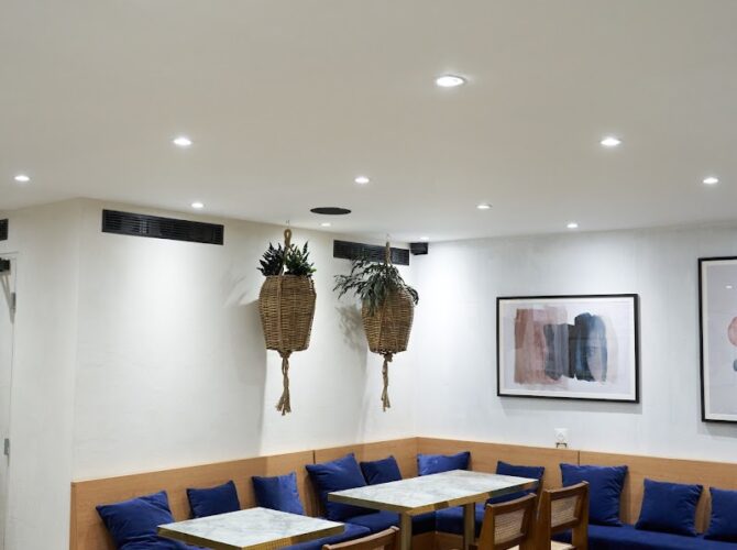 Restaurant Med’Eat à Paris, France