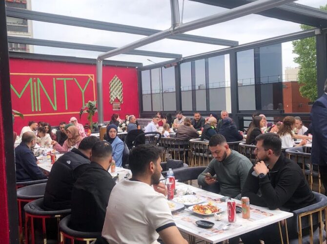 Restaurant Minty2 à Montereau-Fault-Yonne, France