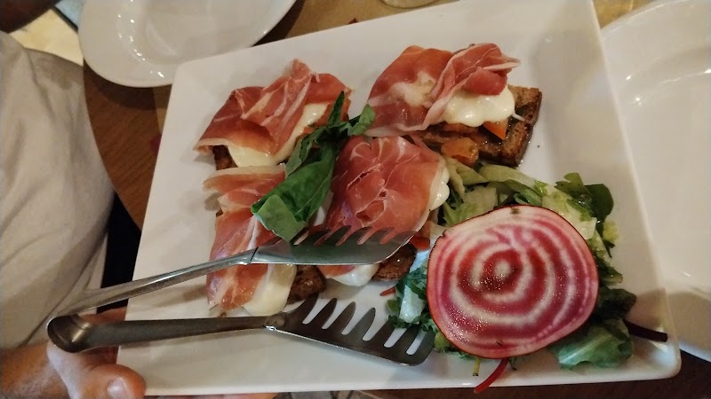 Restaurant Monteleone à Paris, France — photo 2