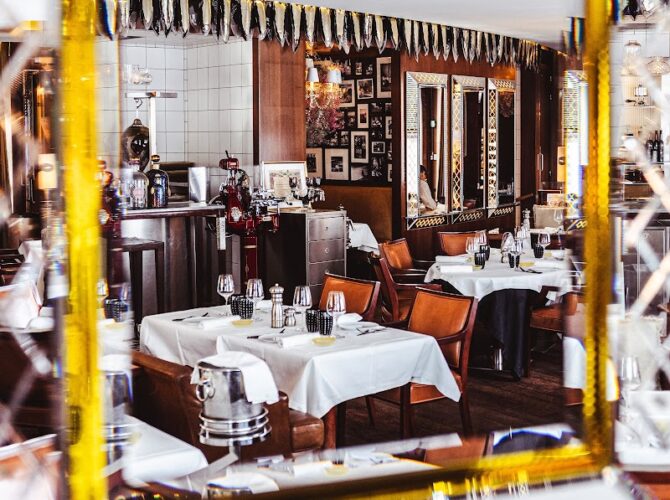 Restaurant mori à Paris, France