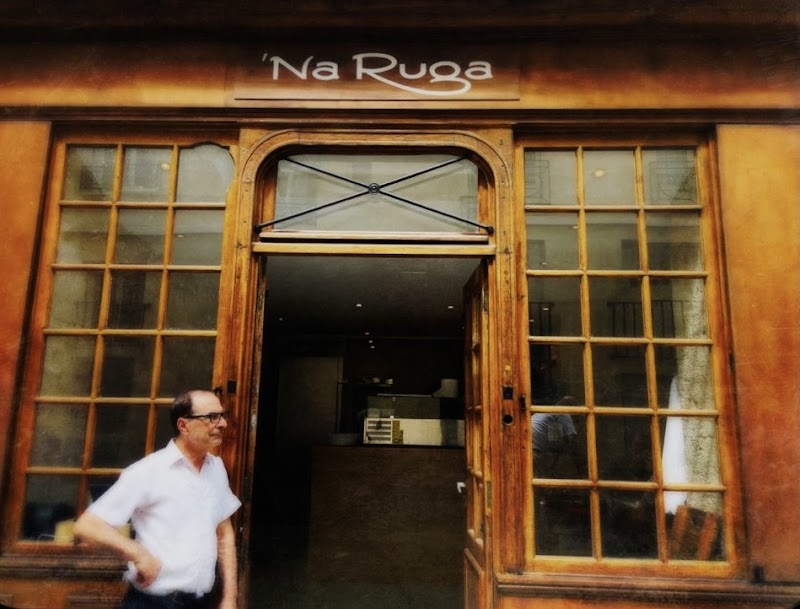 Restaurant NA RUGA à Paris, France