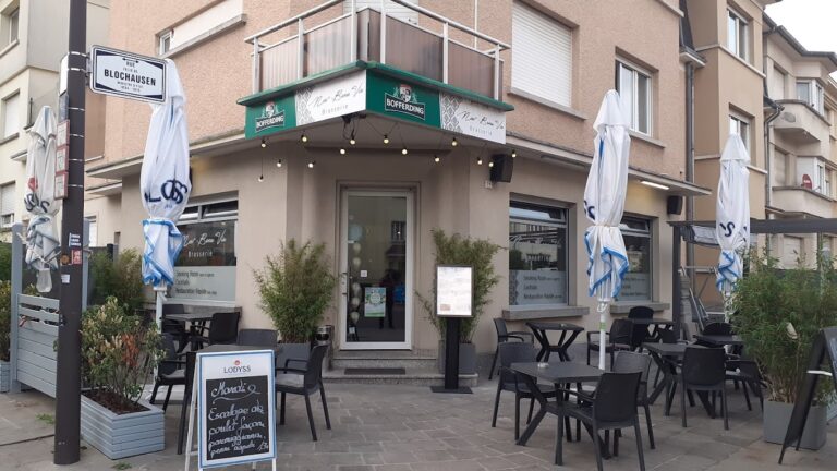 Restaurant New Bona Via SARL à Luxembourg (Ville), Luxembourg