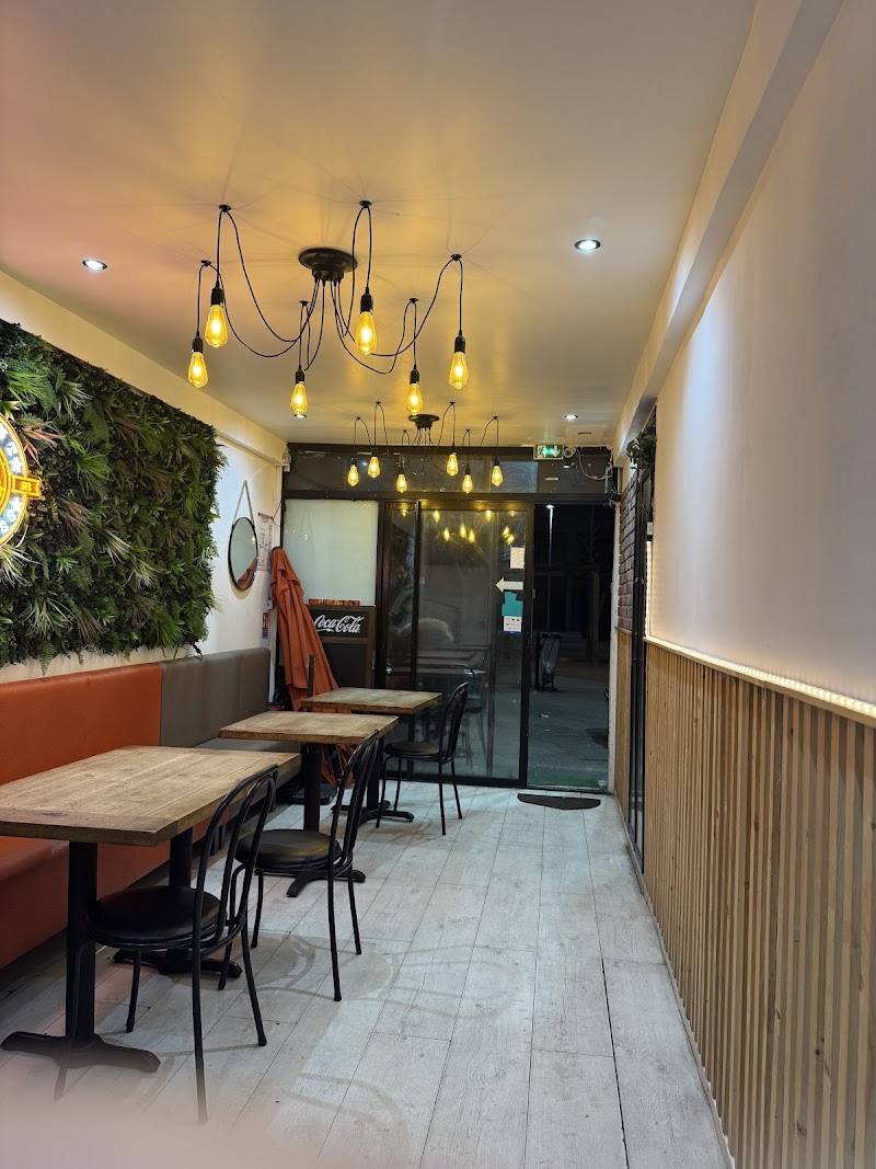 Restaurant O Smash Naan à La Courneuve, France