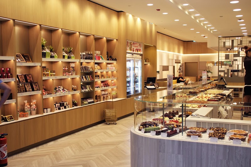 Restaurant Oberweis Centre Commercial Kirchberg à Luxembourg (Ville), Luxembourg