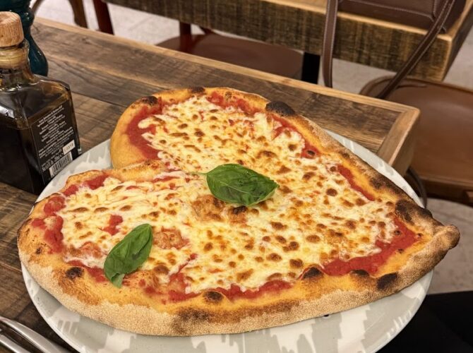 Restaurant Osteria Degli Amici à Paris, France