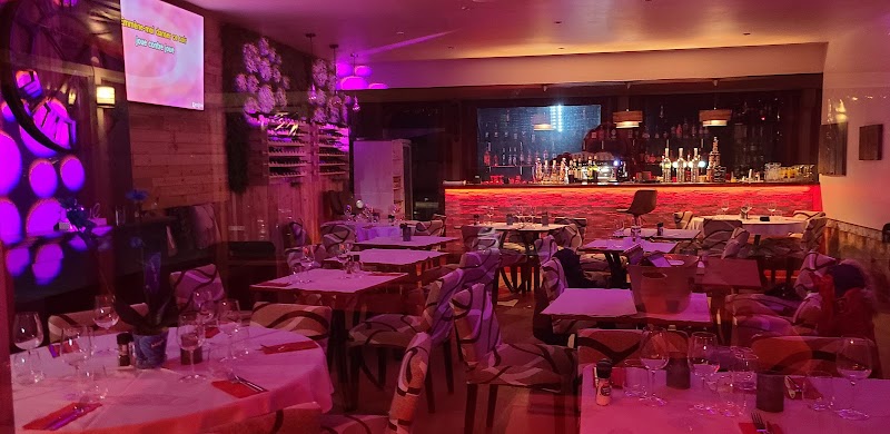 Restaurant PARADISIO ROQUEBRUNE SUR ARGENS à Roquebrune-sur-Argens, France