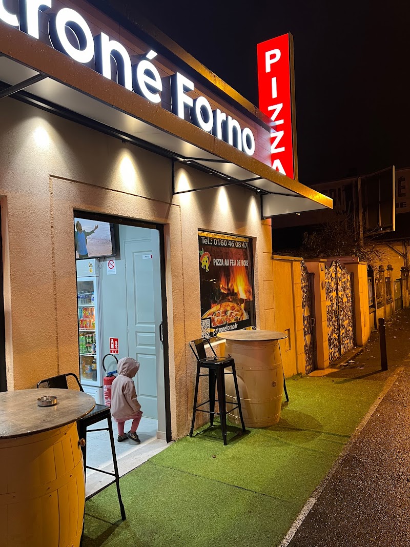 Restaurant Patroné Forno à Viry-Châtillon, France