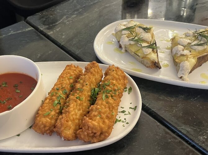 Restaurant PEPPE PIZZERIA Etienne Marcel à Paris, France