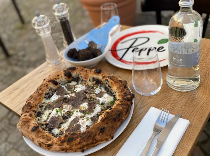 Restaurant Peppe Pizzeria à Paris, France