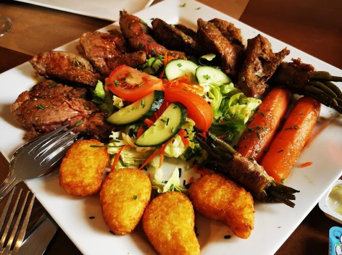 Restaurant Pireus à Forest, Belgique