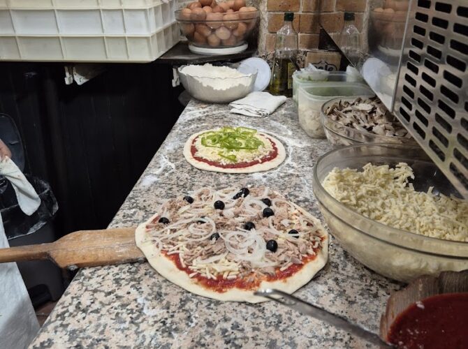 Restaurant Pizza Cinq Diamants à Paris, France