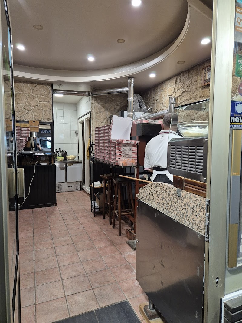 Restaurant Pizza Cinq Diamants à Paris, France — photo 3