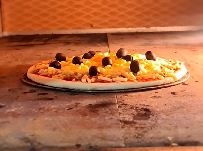 Restaurant Pizza Di Napoli (Sandwich Pizza) à Pantin, France