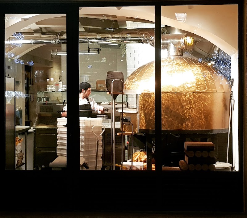 Restaurant Pizza e Mozza à Paris, France