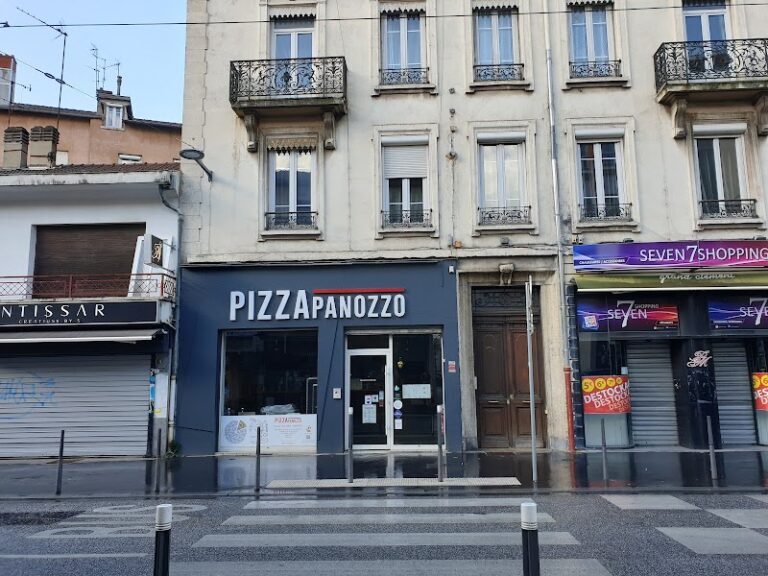 Restaurant PIZZA PANOZZO à Villeurbanne, France — photo 1