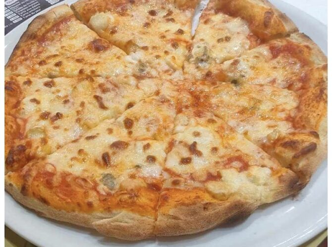 Restaurant Pizza Pronto à Paris, France