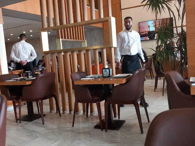 Restaurant Puerto Marina à Tanger, Maroc