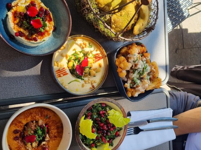 Restaurant Qasti Bistro à Paris, France