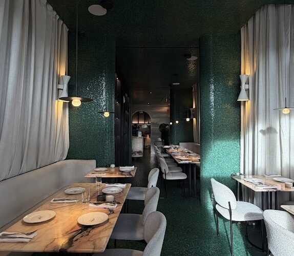 Restaurant Raffiné 🥩 à Paris, France