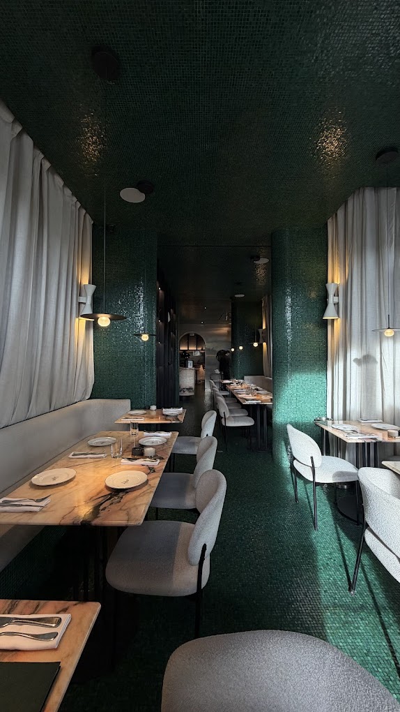 Restaurant Raffiné 🥩 à Paris, France