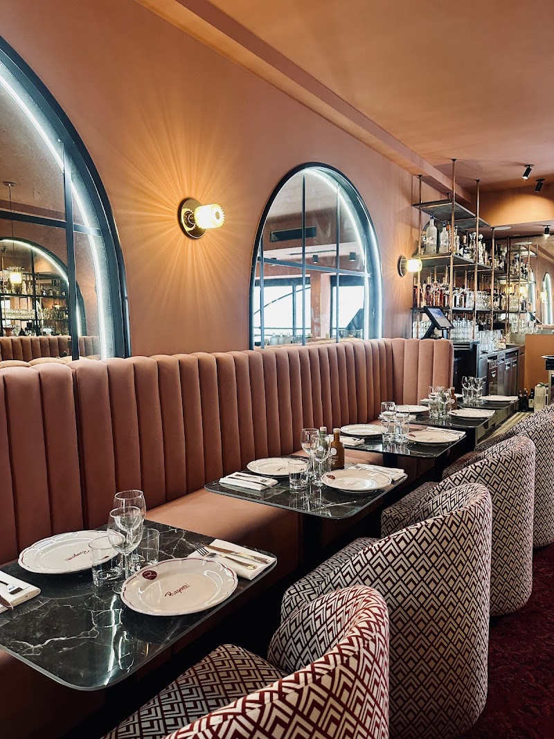 Restaurant RAGAZZI VIVIENNE à Paris, France