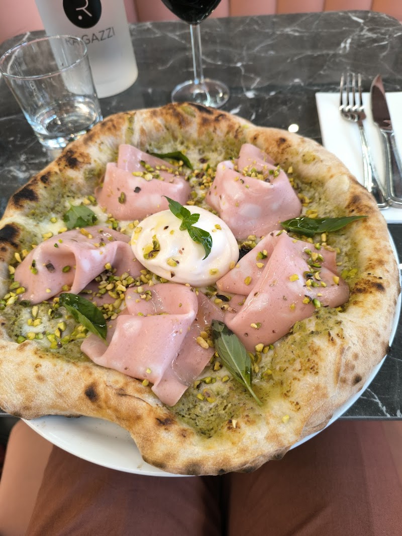 Restaurant RAGAZZI VIVIENNE à Paris, France — photo 2