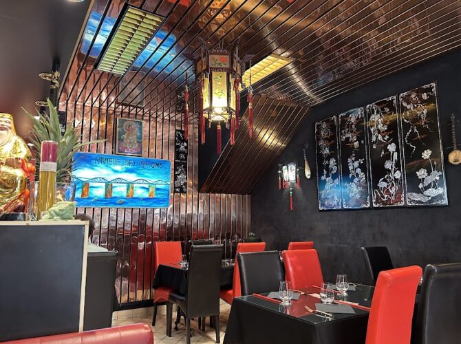 Restaurant Rdp Rivière Des Parfums à Clermont-Ferrand, France