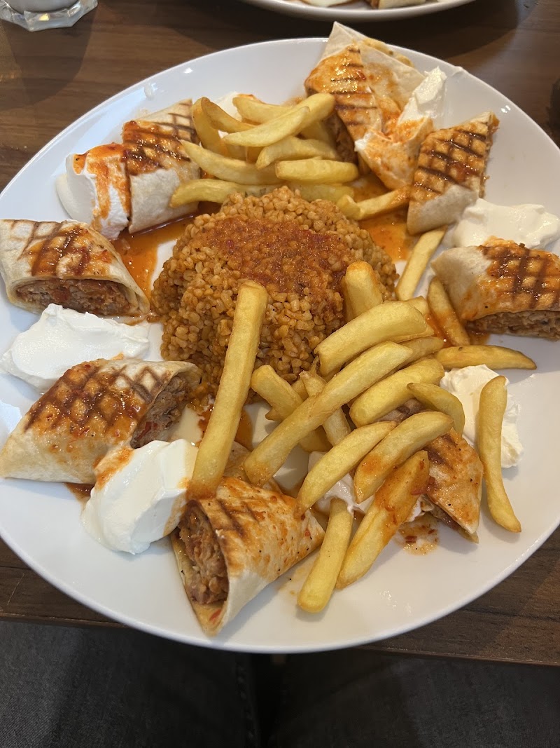 Restaurant “AU FEU 2 BOIS (Royal76)” à Saint-Étienne-du-Rouvray, France — photo 3